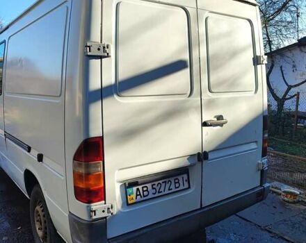 Белый Мерседес Sprinter, объемом двигателя 2.15 л и пробегом 575 тыс. км за 8000 $, фото 3 на Automoto.ua