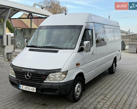 Белый Мерседес Sprinter, объемом двигателя 2.15 л и пробегом 275 тыс. км за 8950 $, фото 1 на Automoto.ua
