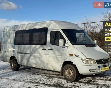 Белый Мерседес Sprinter, объемом двигателя 2.7 л и пробегом 829 тыс. км за 7890 $, фото 1 на Automoto.ua