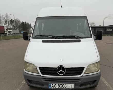 Белый Мерседес Sprinter, объемом двигателя 2.15 л и пробегом 668 тыс. км за 7900 $, фото 1 на Automoto.ua