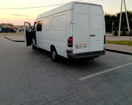 Белый Мерседес Sprinter, объемом двигателя 2.7 л и пробегом 700 тыс. км за 9200 $, фото 22 на Automoto.ua