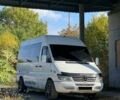 Белый Мерседес Sprinter, объемом двигателя 2.69 л и пробегом 768 тыс. км за 8700 $, фото 3 на Automoto.ua