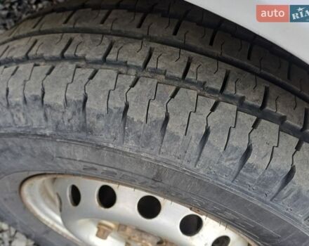 Белый Мерседес Sprinter, объемом двигателя 2.2 л и пробегом 731 тыс. км за 7400 $, фото 16 на Automoto.ua