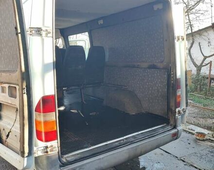 Белый Мерседес Sprinter, объемом двигателя 2.15 л и пробегом 575 тыс. км за 8000 $, фото 2 на Automoto.ua