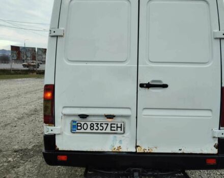 Белый Мерседес Sprinter, объемом двигателя 2.1 л и пробегом 850 тыс. км за 6200 $, фото 1 на Automoto.ua