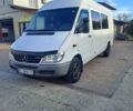 Белый Мерседес Sprinter, объемом двигателя 2.69 л и пробегом 640 тыс. км за 12400 $, фото 1 на Automoto.ua