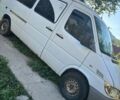 Белый Мерседес Sprinter, объемом двигателя 2.2 л и пробегом 383 тыс. км за 5513 $, фото 2 на Automoto.ua