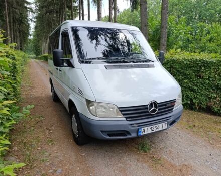 Белый Мерседес Sprinter, объемом двигателя 2.1 л и пробегом 555 тыс. км за 6500 $, фото 2 на Automoto.ua