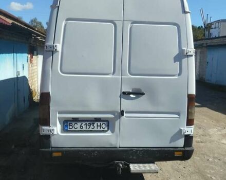 Белый Мерседес Sprinter, объемом двигателя 2.69 л и пробегом 556 тыс. км за 8200 $, фото 1 на Automoto.ua