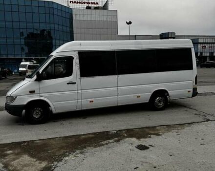 Белый Мерседес Sprinter, объемом двигателя 2.7 л и пробегом 897 тыс. км за 6800 $, фото 3 на Automoto.ua