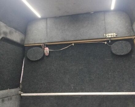 Белый Мерседес Sprinter, объемом двигателя 2.69 л и пробегом 800 тыс. км за 7600 $, фото 12 на Automoto.ua