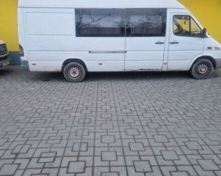Белый Мерседес Sprinter, объемом двигателя 2.2 л и пробегом 620 тыс. км за 6500 $, фото 2 на Automoto.ua