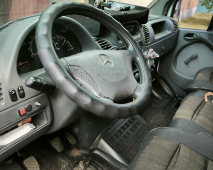 Белый Мерседес Sprinter, объемом двигателя 2.69 л и пробегом 999 тыс. км за 5000 $, фото 4 на Automoto.ua