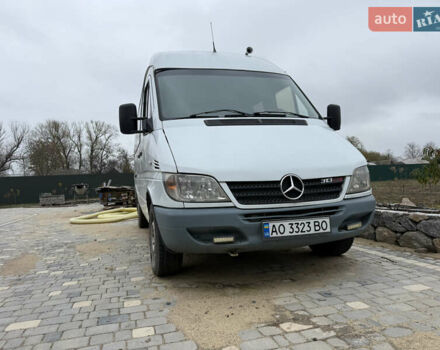 Белый Мерседес Sprinter, объемом двигателя 2.15 л и пробегом 574 тыс. км за 8700 $, фото 1 на Automoto.ua