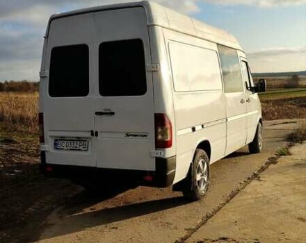 Белый Мерседес Sprinter, объемом двигателя 2.69 л и пробегом 75 тыс. км за 6900 $, фото 9 на Automoto.ua