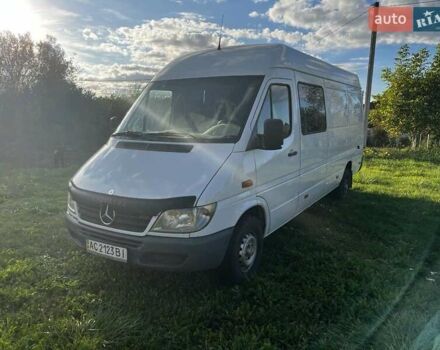 Белый Мерседес Sprinter, объемом двигателя 2.15 л и пробегом 463 тыс. км за 11800 $, фото 1 на Automoto.ua