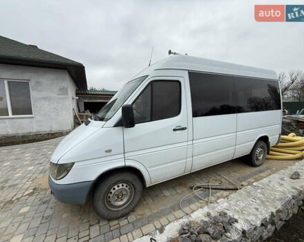 Белый Мерседес Sprinter, объемом двигателя 2.15 л и пробегом 574 тыс. км за 8700 $, фото 9 на Automoto.ua