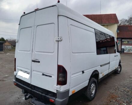 Белый Мерседес Sprinter, объемом двигателя 2.2 л и пробегом 220 тыс. км за 5350 $, фото 6 на Automoto.ua