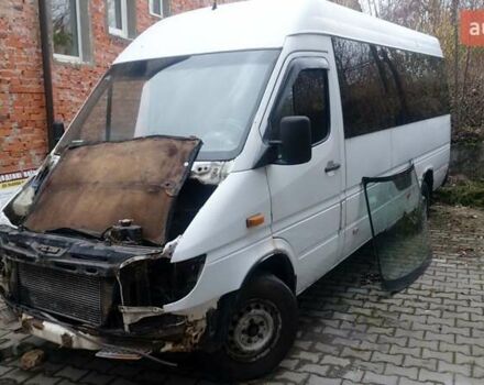 Белый Мерседес Sprinter, объемом двигателя 2.15 л и пробегом 100 тыс. км за 3800 $, фото 2 на Automoto.ua