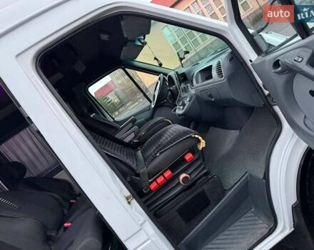 Белый Мерседес Sprinter, объемом двигателя 2.7 л и пробегом 665 тыс. км за 13200 $, фото 11 на Automoto.ua