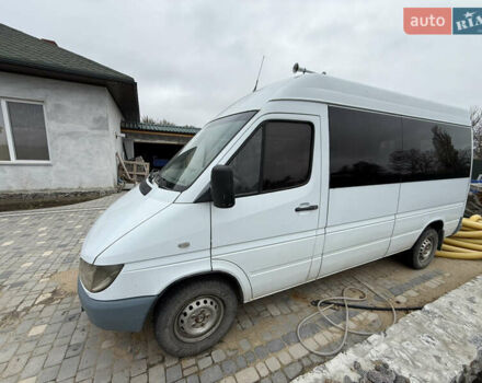 Белый Мерседес Sprinter, объемом двигателя 2.15 л и пробегом 574 тыс. км за 8700 $, фото 10 на Automoto.ua