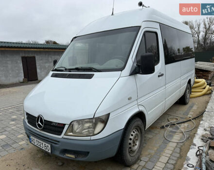 Белый Мерседес Sprinter, объемом двигателя 2.15 л и пробегом 574 тыс. км за 8700 $, фото 7 на Automoto.ua