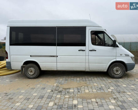 Белый Мерседес Sprinter, объемом двигателя 2.15 л и пробегом 574 тыс. км за 8700 $, фото 6 на Automoto.ua