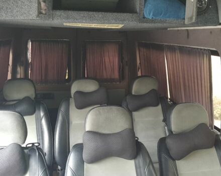 Белый Мерседес Sprinter, объемом двигателя 2.7 л и пробегом 350 тыс. км за 10500 $, фото 5 на Automoto.ua