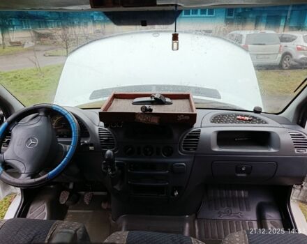Білий Мерседес Sprinter, об'ємом двигуна 2.1 л та пробігом 700 тис. км за 7100 $, фото 2 на Automoto.ua