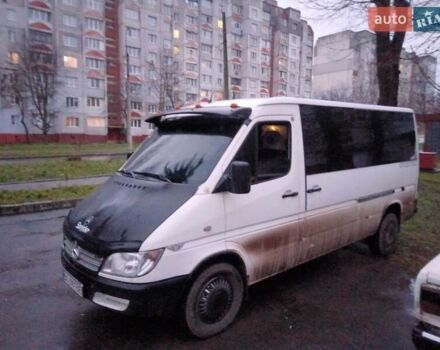 Белый Мерседес Sprinter, объемом двигателя 2.2 л и пробегом 350 тыс. км за 6700 $, фото 1 на Automoto.ua