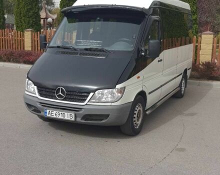 Белый Мерседес Sprinter, объемом двигателя 2.7 л и пробегом 350 тыс. км за 10500 $, фото 4 на Automoto.ua
