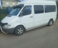 Белый Мерседес Sprinter, объемом двигателя 2.15 л и пробегом 450 тыс. км за 8200 $, фото 2 на Automoto.ua