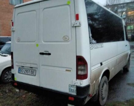 Белый Мерседес Sprinter, объемом двигателя 2.2 л и пробегом 350 тыс. км за 6700 $, фото 3 на Automoto.ua