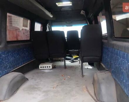 Белый Мерседес Sprinter, объемом двигателя 2.15 л и пробегом 100 тыс. км за 3800 $, фото 1 на Automoto.ua