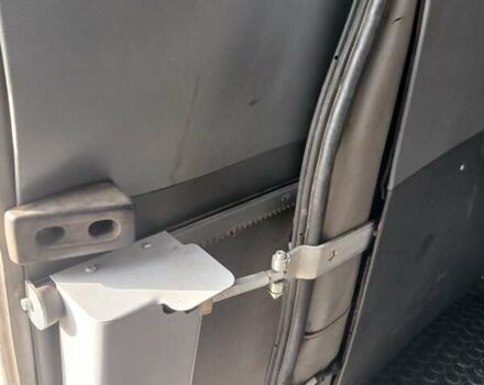 Белый Мерседес Sprinter, объемом двигателя 2.15 л и пробегом 350 тыс. км за 8900 $, фото 6 на Automoto.ua