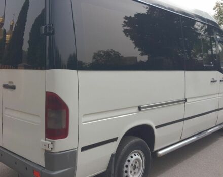 Белый Мерседес Sprinter, объемом двигателя 2.7 л и пробегом 350 тыс. км за 10500 $, фото 8 на Automoto.ua