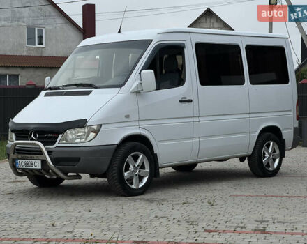 Белый Мерседес Sprinter, объемом двигателя 2.2 л и пробегом 380 тыс. км за 8700 $, фото 2 на Automoto.ua