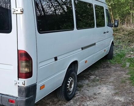 Білий Мерседес Sprinter, об'ємом двигуна 2.2 л та пробігом 500 тис. км за 7500 $, фото 2 на Automoto.ua
