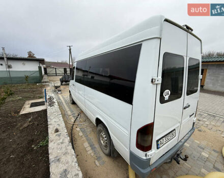 Белый Мерседес Sprinter, объемом двигателя 2.15 л и пробегом 574 тыс. км за 8700 $, фото 20 на Automoto.ua