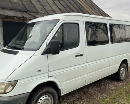 Білий Мерседес Sprinter, об'ємом двигуна 2.2 л та пробігом 400 тис. км за 8000 $, фото 2 на Automoto.ua