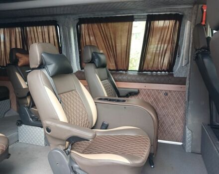 Белый Мерседес Sprinter, объемом двигателя 2.2 л и пробегом 800 тыс. км за 12000 $, фото 3 на Automoto.ua