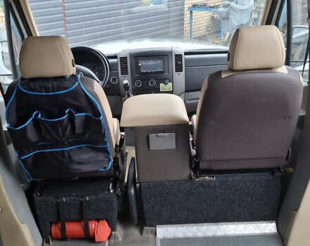Білий Мерседес Sprinter, об'ємом двигуна 2.2 л та пробігом 293 тис. км за 13000 $, фото 7 на Automoto.ua
