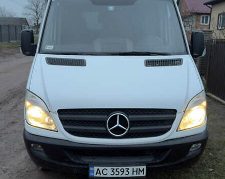Белый Мерседес Sprinter, объемом двигателя 2.2 л и пробегом 450 тыс. км за 13500 $, фото 4 на Automoto.ua