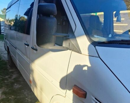 Белый Мерседес Sprinter, объемом двигателя 2.15 л и пробегом 787 тыс. км за 8500 $, фото 1 на Automoto.ua