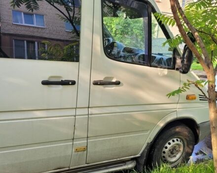Білий Мерседес Sprinter, об'ємом двигуна 2.7 л та пробігом 570 тис. км за 9493 $, фото 2 на Automoto.ua