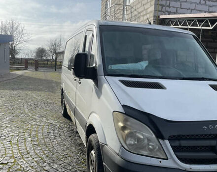 Белый Мерседес Sprinter, объемом двигателя 2.1 л и пробегом 456 тыс. км за 6000 $, фото 1 на Automoto.ua