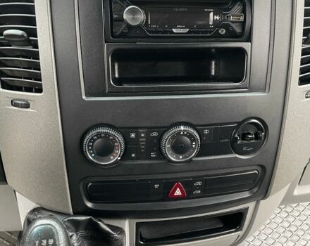 Білий Мерседес Sprinter, об'ємом двигуна 2.1 л та пробігом 380 тис. км за 8000 $, фото 12 на Automoto.ua