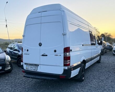 Белый Мерседес Sprinter, объемом двигателя 3 л и пробегом 350 тыс. км за 16940 $, фото 9 на Automoto.ua