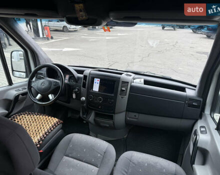 Белый Мерседес Sprinter, объемом двигателя 2.99 л и пробегом 600 тыс. км за 14850 $, фото 19 на Automoto.ua