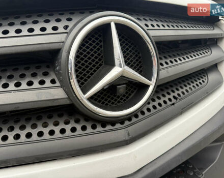 Белый Мерседес Sprinter, объемом двигателя 2.99 л и пробегом 600 тыс. км за 14850 $, фото 10 на Automoto.ua